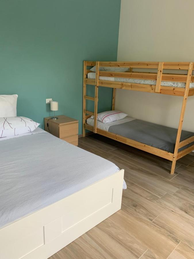 Caroline Home Anzano Del Parco Luaran gambar