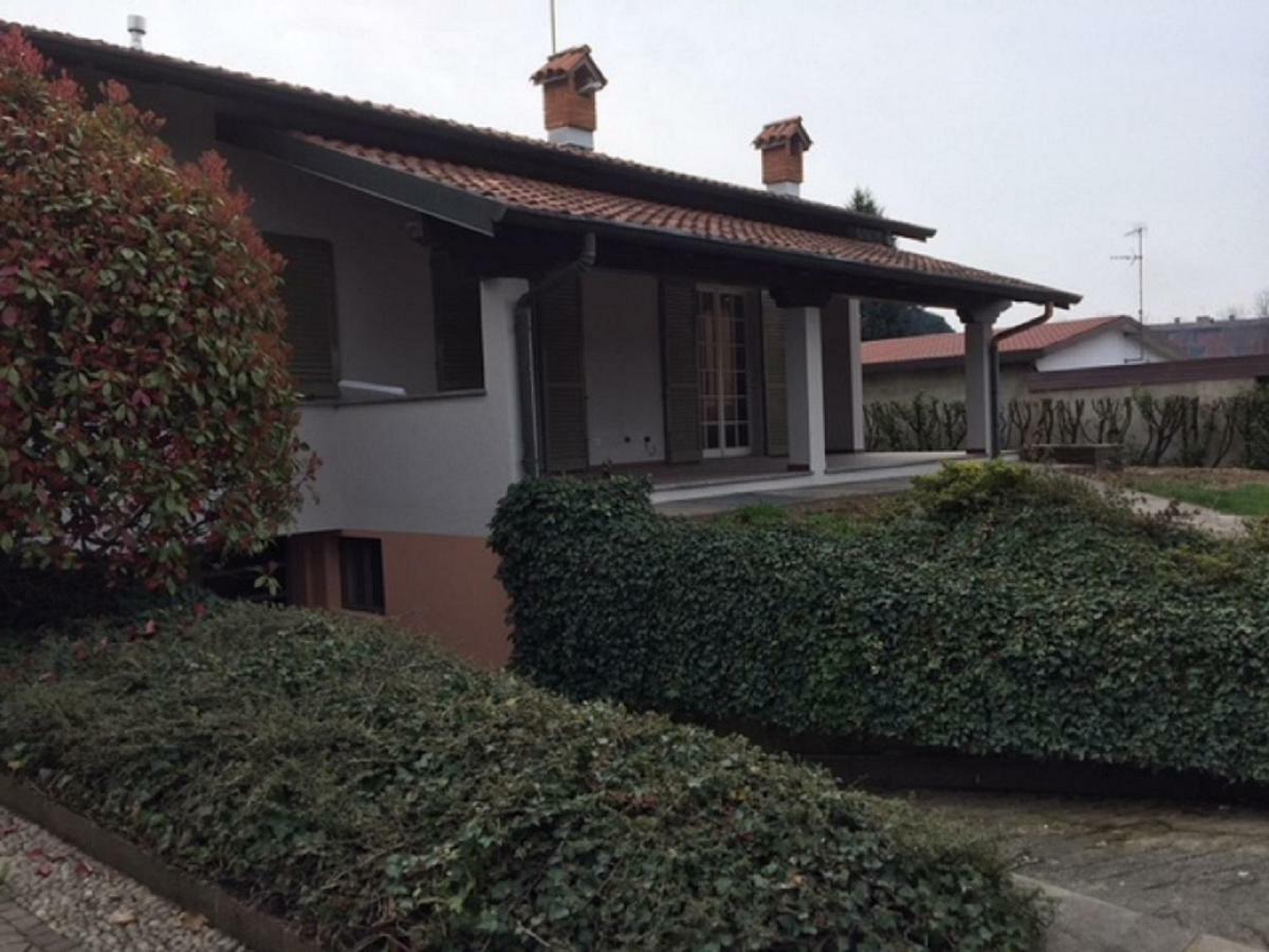 Caroline Home Anzano Del Parco Luaran gambar